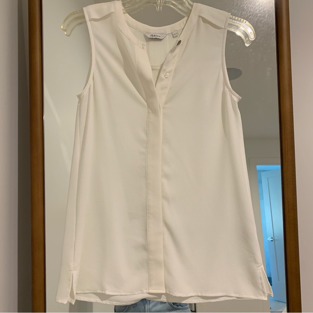 XS Reitmans Crepe Blouse sleeveless